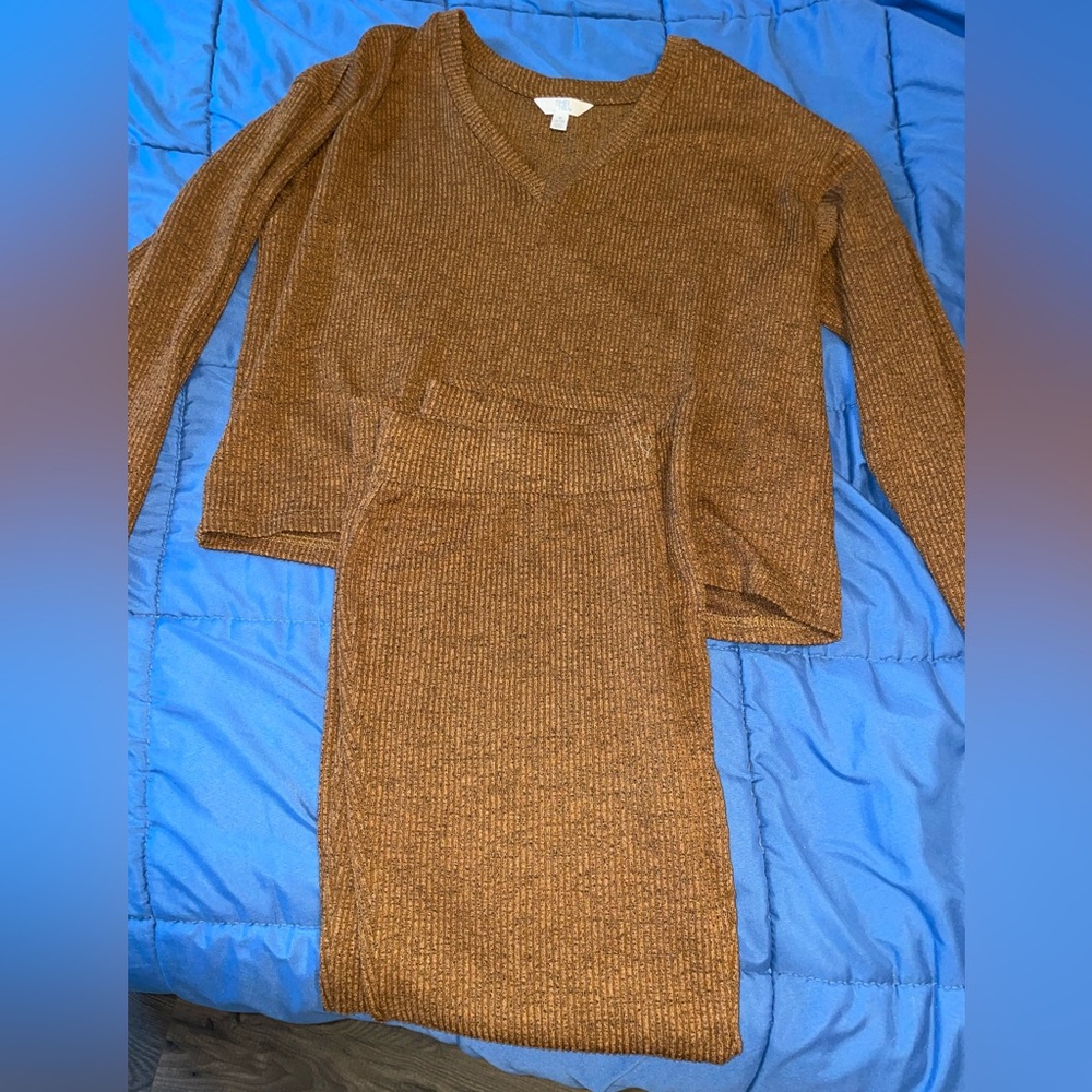 Brown Ribbed Knit Sweater and Pants Set